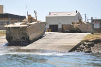 [ẢNH] Mỹ có thể hồi sinh báo thép AAAV từng khiến Nga, Trung Quốc lo lắng