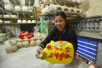 Lợn đất Bát Tràng rộn ràng đón xuân