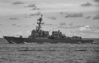 [ẢNH] Đội hình hùng hậu hộ tống 2 tàu sân bay Mỹ trên Biển Đông