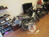 Đổ xăng, phóng hỏa để trả thù ở phố Mai Anh Tuấn: Chủ nhà may mắn thoát nạn thế nào?