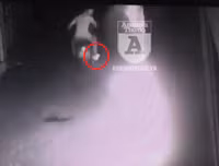 Đổ xăng, phóng hỏa để trả thù ở phố Mai Anh Tuấn: Chủ nhà may mắn thoát nạn thế nào?