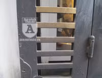 Đổ xăng, phóng hỏa để trả thù ở phố Mai Anh Tuấn: Chủ nhà may mắn thoát nạn thế nào?