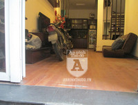 Đổ xăng, phóng hỏa để trả thù ở phố Mai Anh Tuấn: Chủ nhà may mắn thoát nạn thế nào?