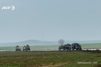 [ẢNH] Nga dùng xe tăng để mở đường nếu Mỹ tiếp tục chặn đoàn tuần tra?