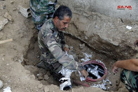 [ẢNH] Khủng bố tiếc nuối khi kho vũ khí lớn chôn giấu ngay trong thủ đô bị Syria thu giữ