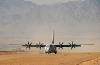[ẢNH] Máy bay C-130H của Mỹ đâm vào tường ở Iraq