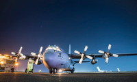 [ẢNH] Máy bay C-130H của Mỹ đâm vào tường ở Iraq
