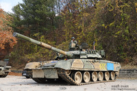 [ẢNH] Không chỉ Ukraine, chính Nga cũng đem quốc bảo T-80 để mang đi gán nợ cho đồng minh Mỹ