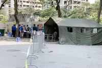 Cận cảnh bên trong khu cách ly tập trung Pháp Vân - Tứ Hiệp