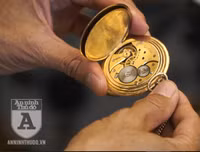 [Ảnh] Ngắm bộ sưu tập gần 400 chiếc đồng hồ cổ độc đáo ở Hà Nội