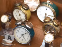 [Ảnh] Ngắm bộ sưu tập gần 400 chiếc đồng hồ cổ độc đáo ở Hà Nội