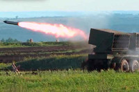 [ẢNH] Dân quân miền Đông dùng vũ khí mạnh sau bom hạt nhân đối đầu quân đội Ukraine