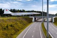 [ẢNH] Nga gây bất ngờ khi đưa máy bay siêu thanh Tu-144 ‘diễu phố’