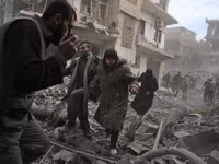13 xe cứu trợ nhân đạo đã vào được vùng đông Ghouta, Syria