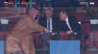 [ẢNH] Biểu cảm kỳ lạ của ông Putin và Thái tử Saudi Arabia khi xem trận khai mạc World Cup