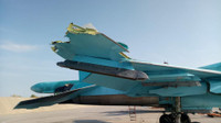 [ẢNH] Kinh ngạc khi máy bay ném bom tiền tuyến Su-34... chạy trên đường cao tốc