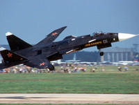 [ẢNH] Hạn chế về vật liệu chế tạo khiến Su-47 Nga 