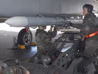[ẢNH] Dùng tên lửa Mỹ diệt MiG-21 Ấn Độ, Pakistan có nguy cơ nhận thêm trái đắng