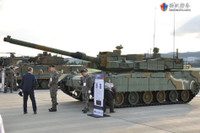 [ẢNH] Xe tăng K2 Black Panther bị 