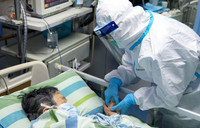 [ẢNH] Bộ trưởng Anh lại nghi Trung Quốc giấu dịch khiến Covid-19 bùng phát dữ dội