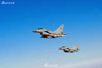 [ẢNH] J-10C mới nhất của Trung Quốc không phải là đối thủ của F-16V Đài Loan?