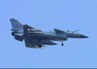 [ẢNH] J-10C mới nhất của Trung Quốc không phải là đối thủ của F-16V Đài Loan?