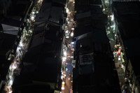 [ẢNH] Chật chội hơn phố cổ Hà Nội: 300 nhà hàng trong khu phố rộng chỉ bằng nửa sân bóng ở Nhật Bản