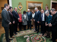 Chùm ảnh đáng nhớ của Tổng thống Trump trong năm đầu tiên cầm quyền