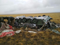 [ẢNH] Thiết giáp BMD-2 của Nga vỡ vụn khi thả dù hỏng từ máy bay