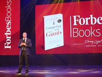 [ẢNH] Những khoảnh khắc ấn tượng tại buổi chia sẻ về cuốn sách 