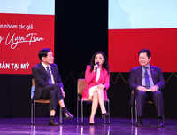 [ẢNH] Những khoảnh khắc ấn tượng tại buổi chia sẻ về cuốn sách 