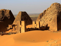 [ẢNH] Khám phá những kim tự tháp độc đáo chỉ có ở Sudan