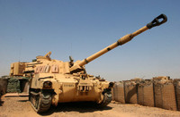 [ẢNH] Mỹ tung tiền mua pháo tự hành 