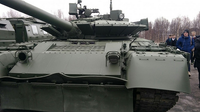 [ẢNH] Vì sao Nga tin dùng xe tăng T-80 tại địa bàn trọng yếu hơn T-90?