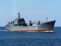 [ẢNH] Nga bất ngờ viện trợ số lượng lớn xe tăng cho quân đội Syria