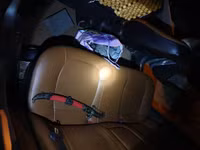 Cận cảnh vụ bắt đối tượng vận chuyển ma túy bằng xe taxi