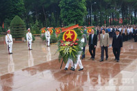 Lễ dâng hương, tưởng nhớ các Anh hùng- liệt sỹ diễn ra trang trọng trên toàn quốc