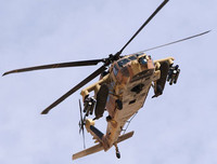 [ẢNH] Không phải vũ khí Mỹ mà 