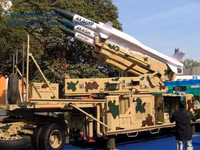 [ẢNH] Vì sao tên lửa phòng không Akash của Ấn Độ chưa hấp dẫn đối tác?