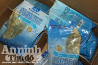 Cận cảnh hơn 4 tấn hương liệu, phụ gia pha chế trà sữa không rõ nguồn gốc