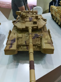 [ẢNH] Loạt mô hình thiết giáp tối tân của Nga trưng bày ngay tại Hà Nội