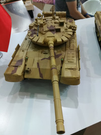 [ẢNH] Loạt mô hình thiết giáp tối tân của Nga trưng bày ngay tại Hà Nội