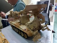 [ẢNH] Loạt mô hình thiết giáp tối tân của Nga trưng bày ngay tại Hà Nội