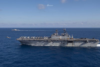 [ẢNH] Biên đội chiến hạm cực mạnh của hải quân Mỹ bất ngờ tập trận