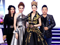 Á hậu Ngọc Quỳnh khoe nhan sắc rạng rỡ, hội ngộ ca sĩ Quang Lê