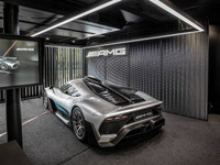 [ẢNH] Siêu xe động cơ F1 Mercedes-AMG One lỡ hẹn với khách hàng