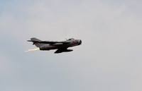 Màn trình diễn không thể táo bạo hơn của phi công tiêm kích MiG-17