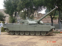 Không phải T-90 hay Leopard, đây mới là xe tăng 