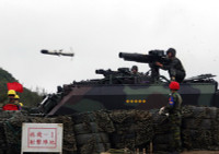 [ẢNH] Trung Quốc toát lạnh khi Đài Loan đề nghị Mỹ bán 1240 'sát thủ chống tăng' TOW