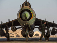 [ẢNH] Sau khi Nga bắt giữ lính Syria, đến lượt Syria cấm cửa Iran, điều gì đang xảy ra?